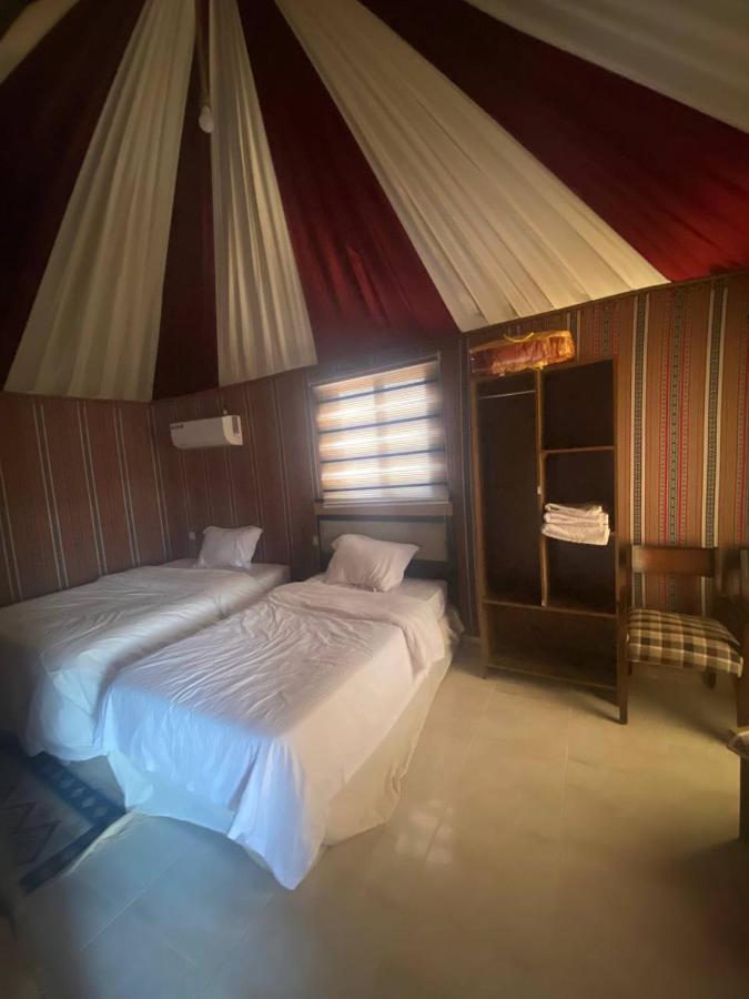 Omar Ali Luxury Camp Hotel Wadi Rum Buitenkant foto