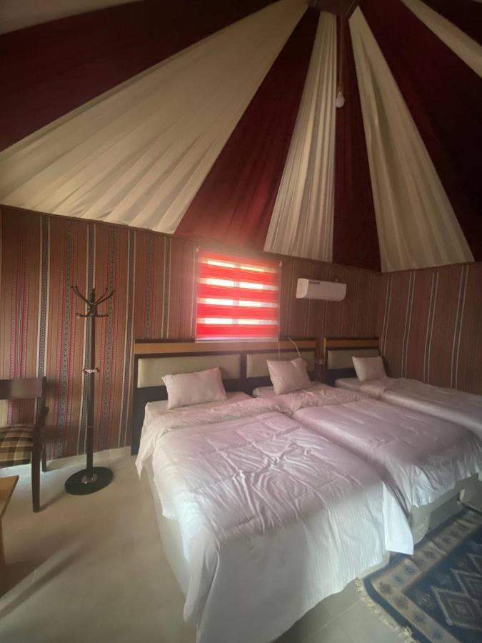 Omar Ali Luxury Camp Hotel Wadi Rum Buitenkant foto